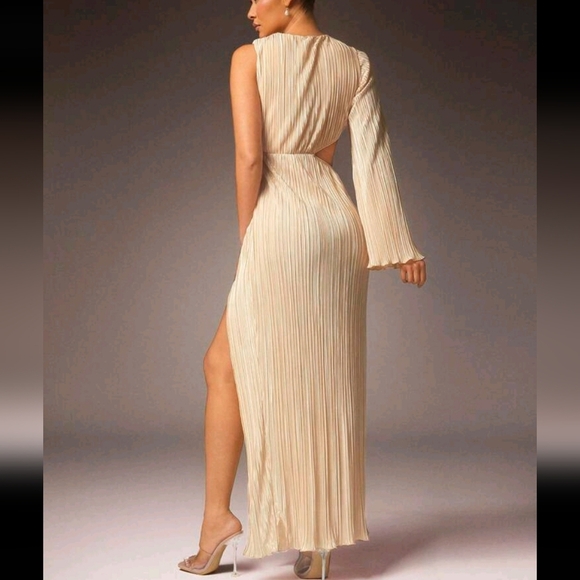 Women Clothes, Elegant Asymmetrical One Should Long Sleeve Side Cut Outfit - Picture 2 of 4